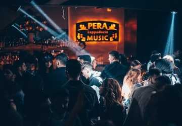 How to Safely Explore and Enjoy Nightlife Abroad