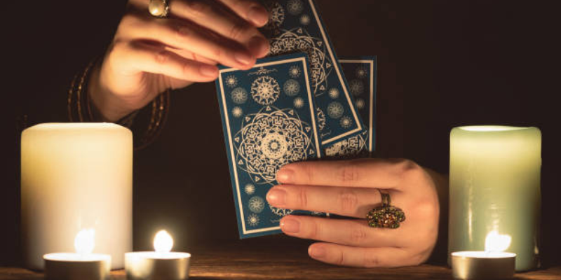 How to Perform a Simple Tarot Reading for Yourself